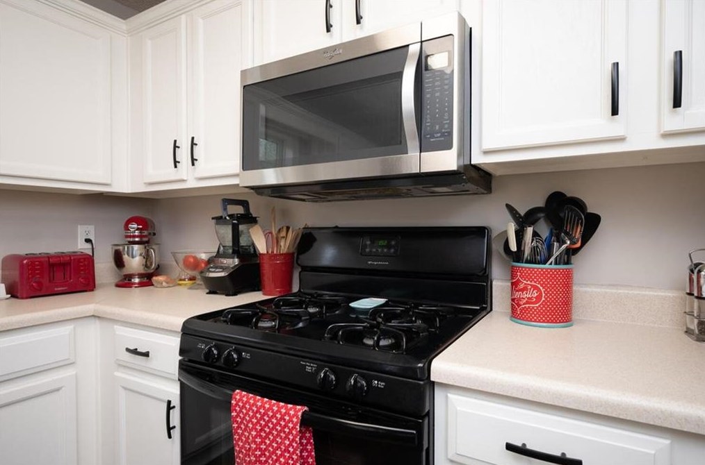 98 Oak Spg Ln, Dallas GA 30132-1042 exterior