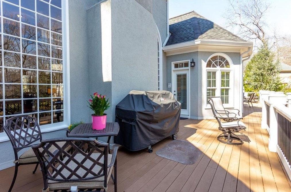 12235 Mdw Ln, Alpharetta GA 30005-7205 exterior