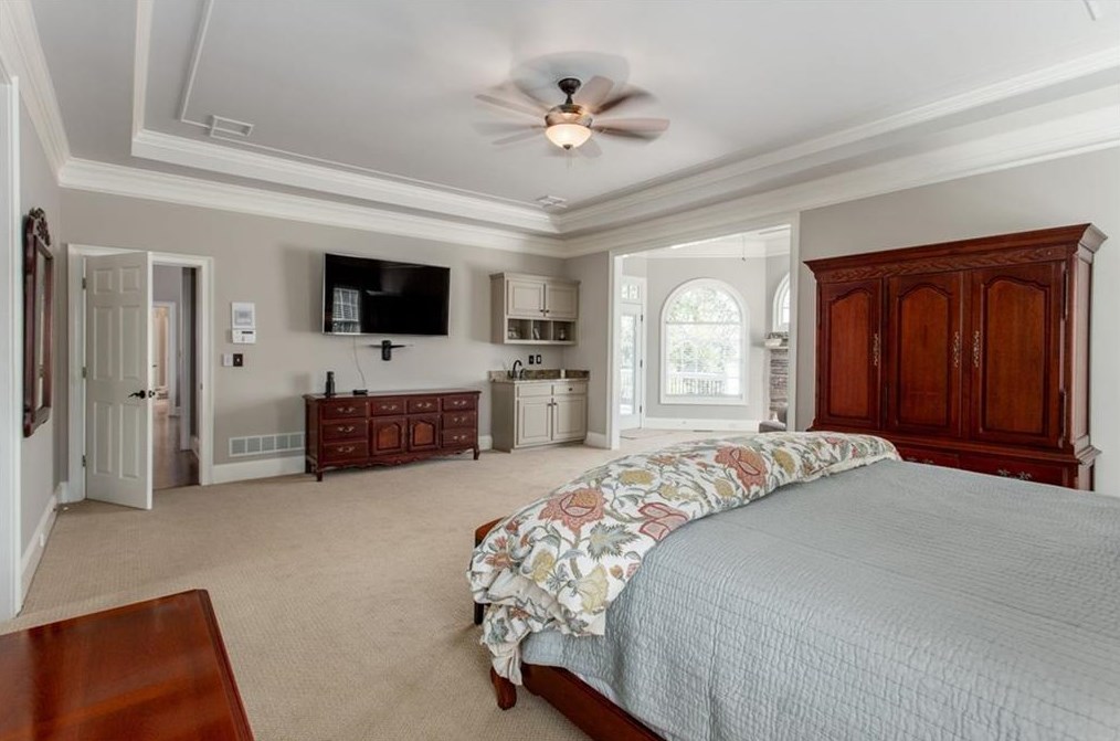 12235 Mdw Ln, Alpharetta GA 30005-7205 exterior