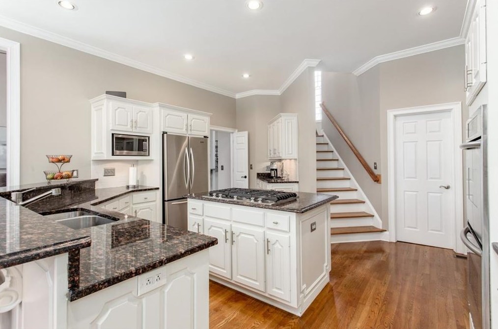 12235 Mdw Ln, Alpharetta GA 30005-7205 exterior