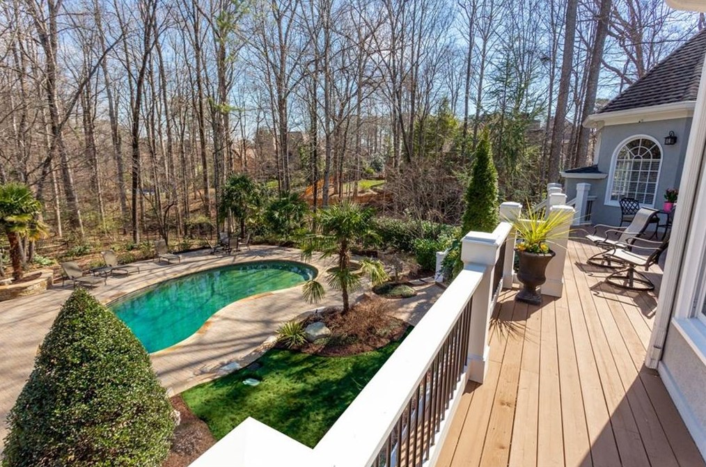 12235 Mdw Ln, Alpharetta GA 30005-7205 exterior