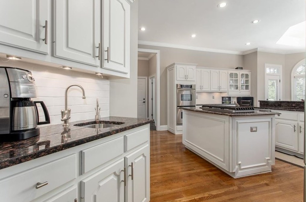 12235 Mdw Ln, Alpharetta GA 30005-7205 exterior