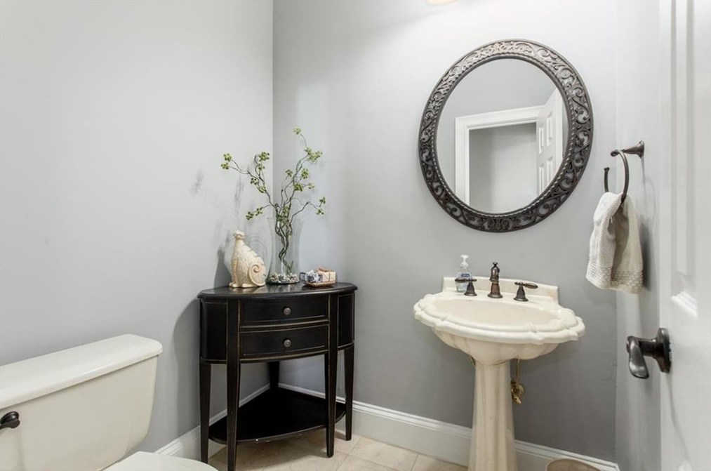 12235 Mdw Ln, Alpharetta GA 30005-7205 exterior