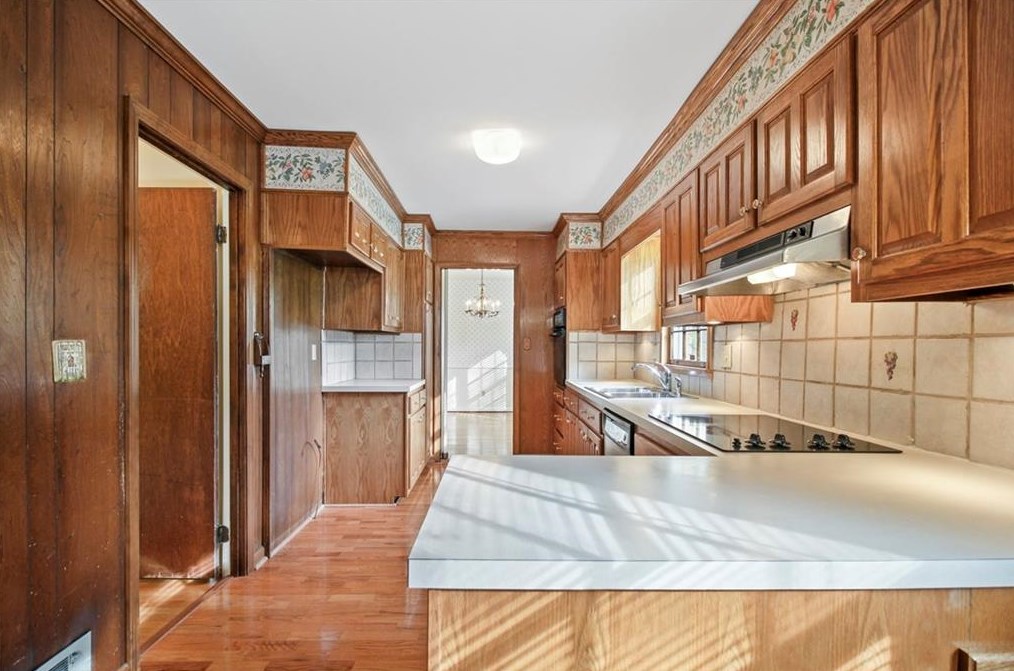 2624 Whiteleigh Dr, Atlanta GA  30345-1442 exterior