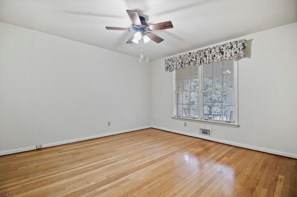 2624 Whiteleigh Dr, Atlanta GA  30345-1442 exterior