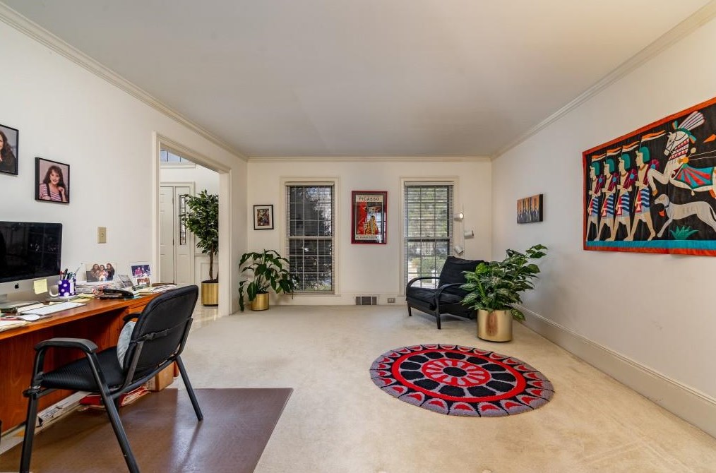 5035 Willow Blf Dr, Atlanta GA  exterior
