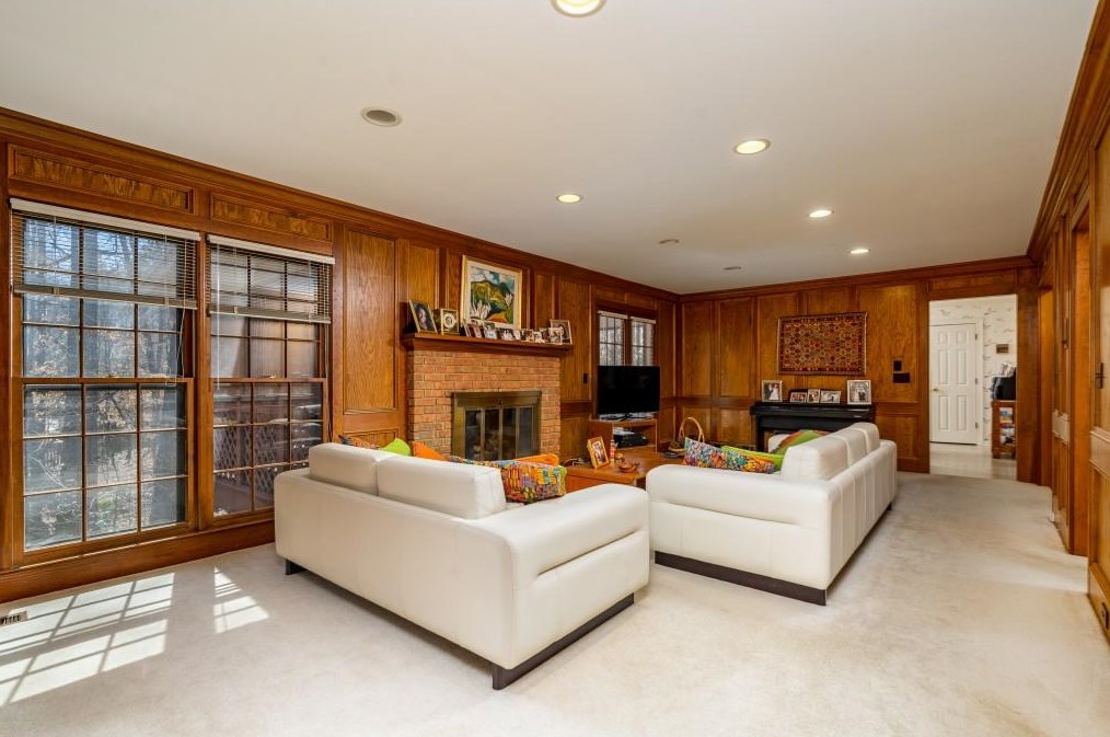 5035 Willow Blf Dr, Atlanta GA  exterior