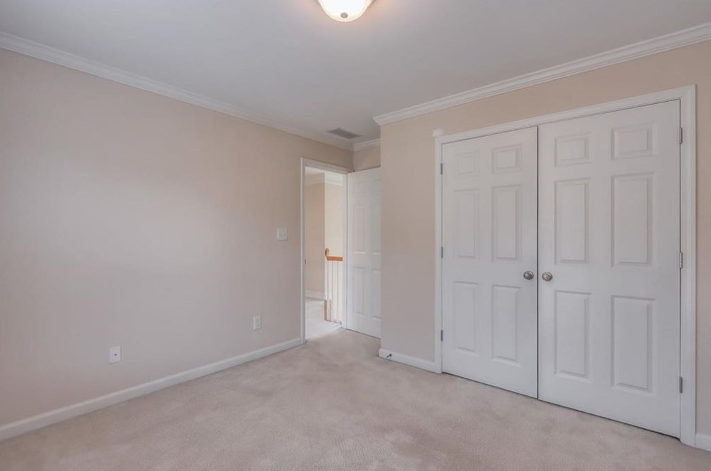 4418 Crestoak Dr, Smyrna GA  30082-4482 exterior