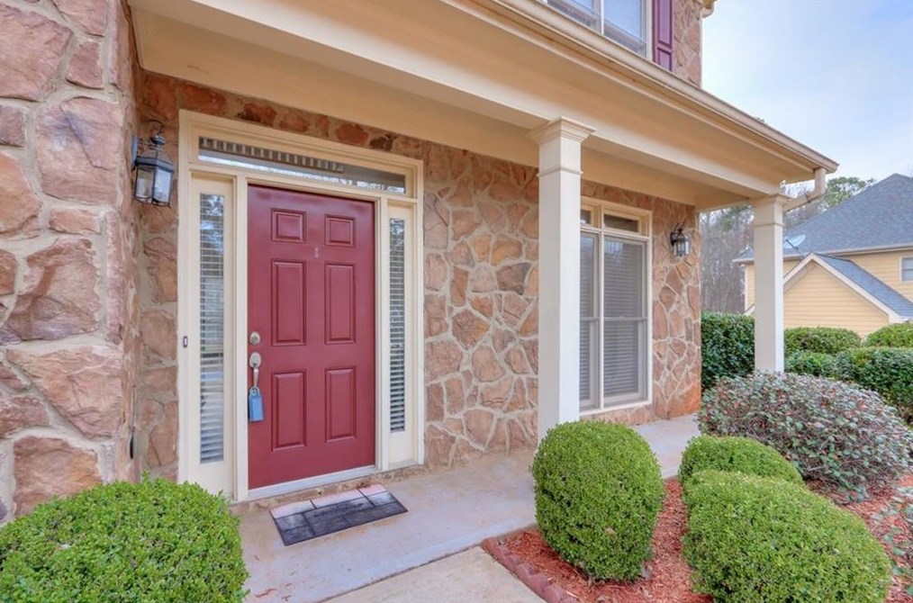 4418 Crestoak Dr, Smyrna GA  30082-4482 exterior