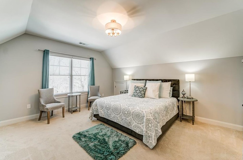 4221 Weaver St, Smyrna GA 30080-6421 exterior