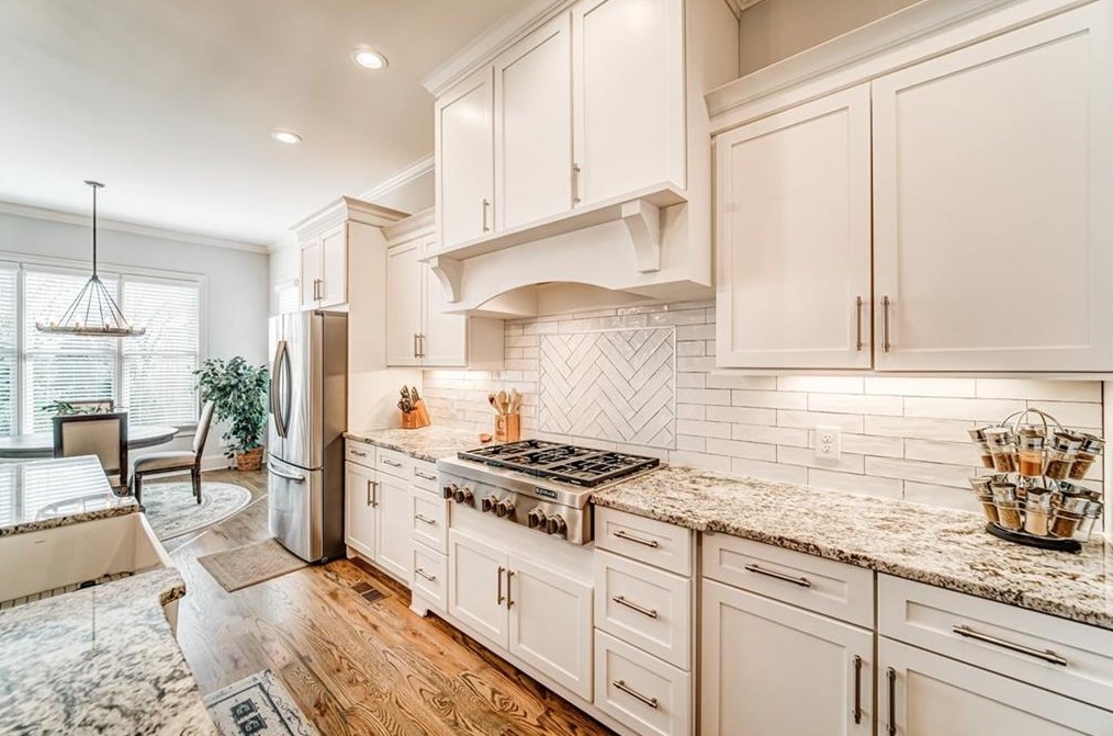 4221 Weaver St, Smyrna GA 30080-6421 exterior