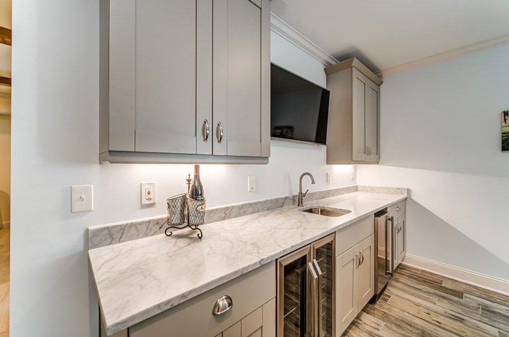 4221 Weaver St, Smyrna GA 30080-6421 exterior