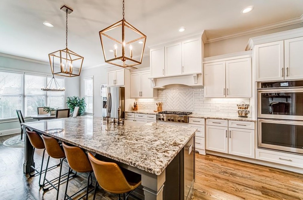 4221 Weaver St, Smyrna GA 30080-6421 exterior