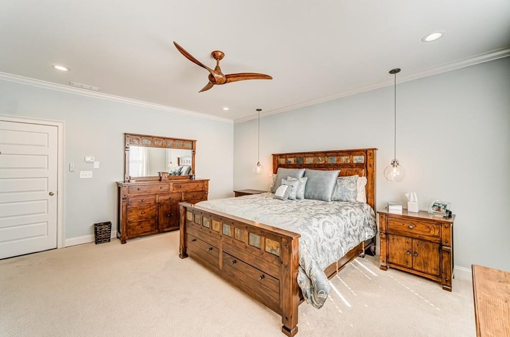 4221 Weaver St, Smyrna GA 30080-6421 exterior