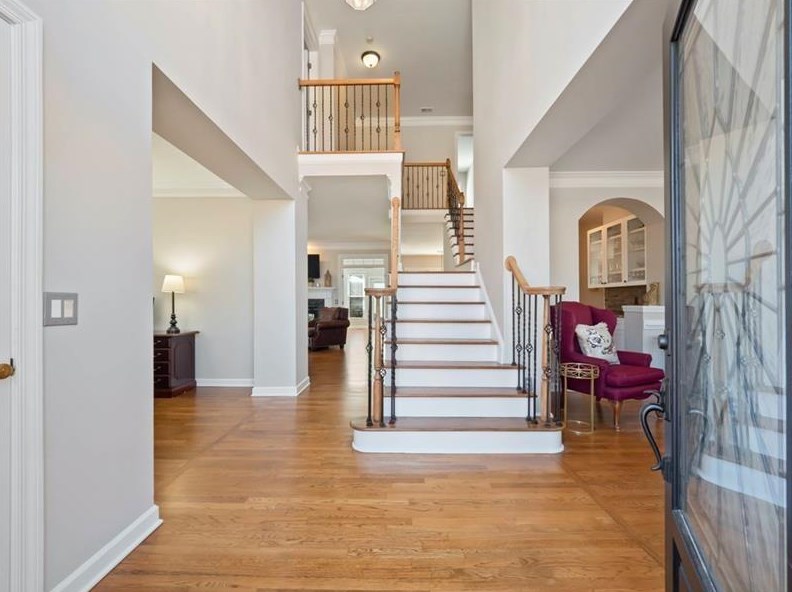 5525 Lexington Wood Ln, Alpharetta GA 30005-6789 exterior