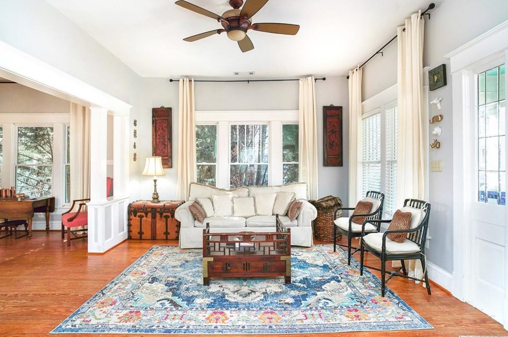 302 Lk Dr, Decatur GA 30030-3528 exterior