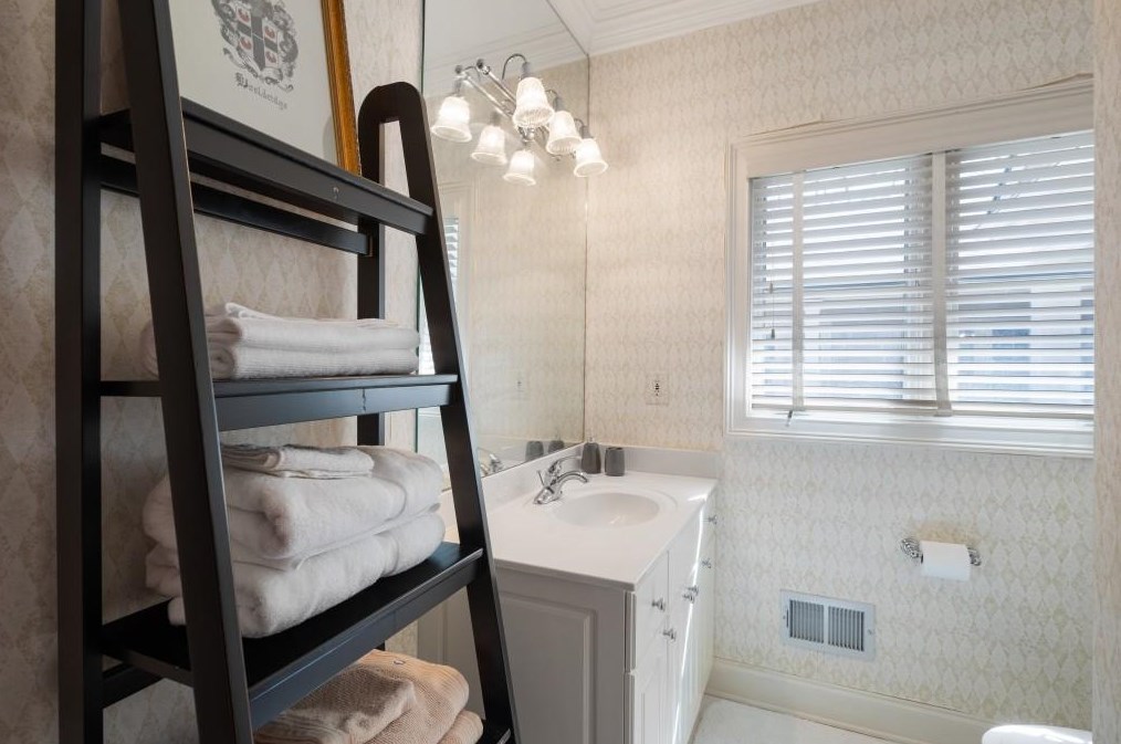 580 Vly Hall Dr, Atlanta GA 30350-4631 exterior