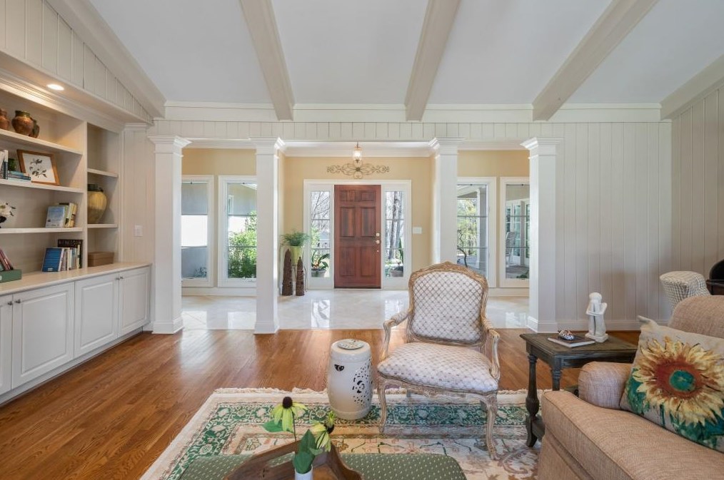 580 Vly Hall Dr, Atlanta GA 30350-4631 exterior