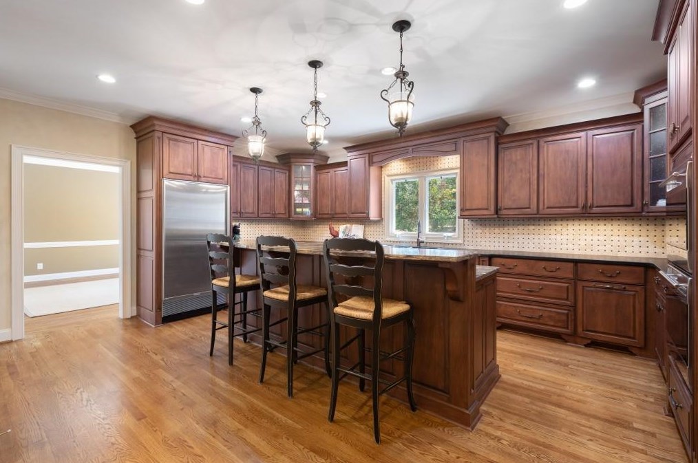 580 Vly Hall Dr, Atlanta GA 30350-4631 exterior