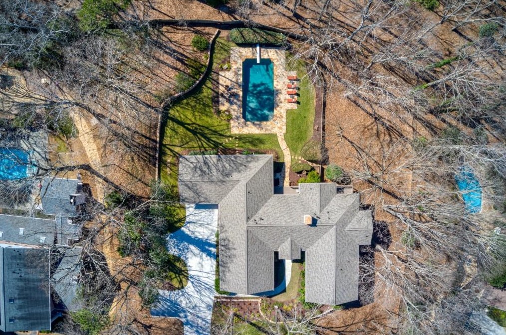 580 Vly Hall Dr, Atlanta GA 30350-4631 exterior