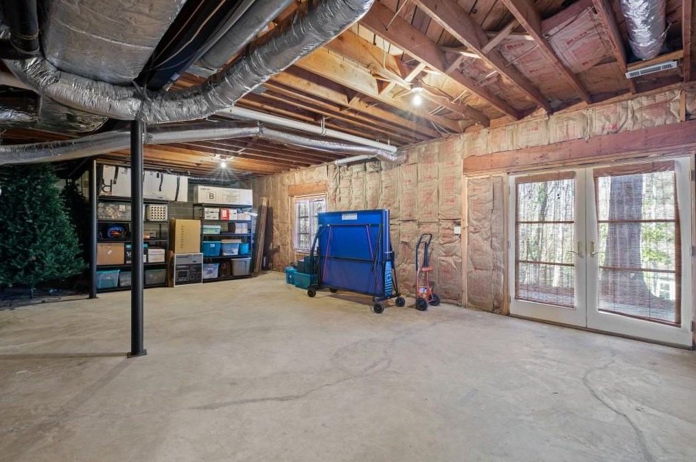 580 Vly Hall Dr, Atlanta GA 30350-4631 exterior