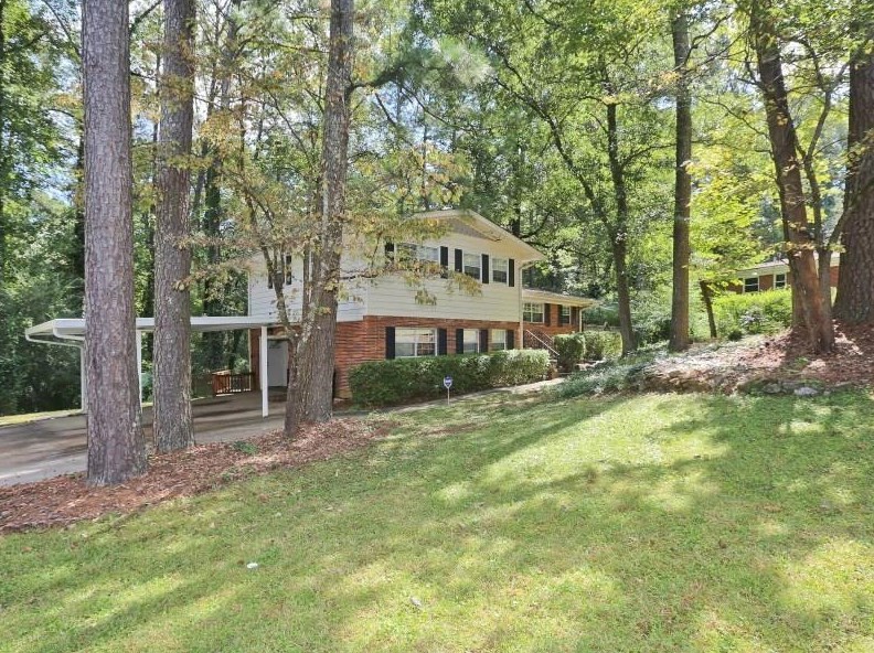 2517 Woodacres Rd, Atlanta GA  30345-1642 exterior