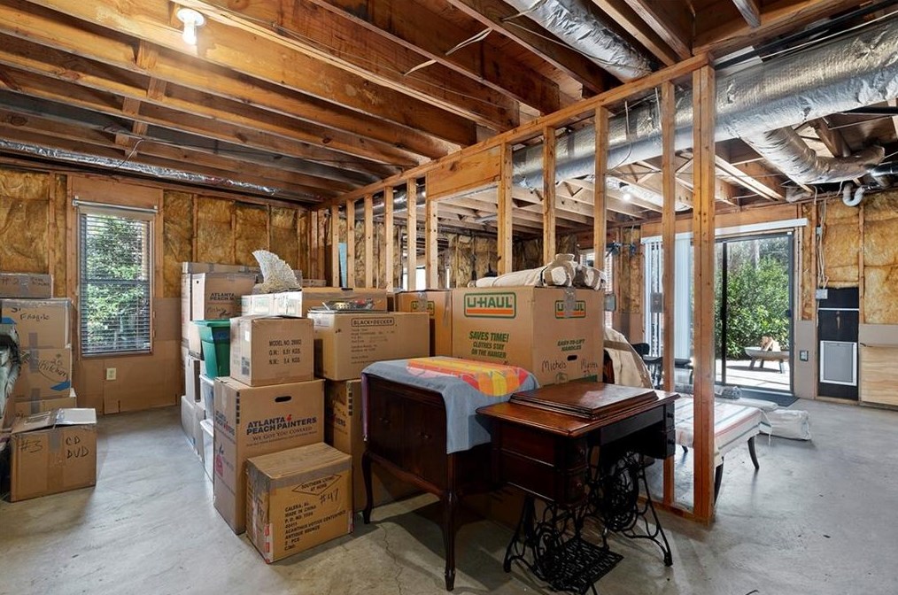 3711 Cedar Ridge Dr, Smyrna GA  30080-5650 exterior