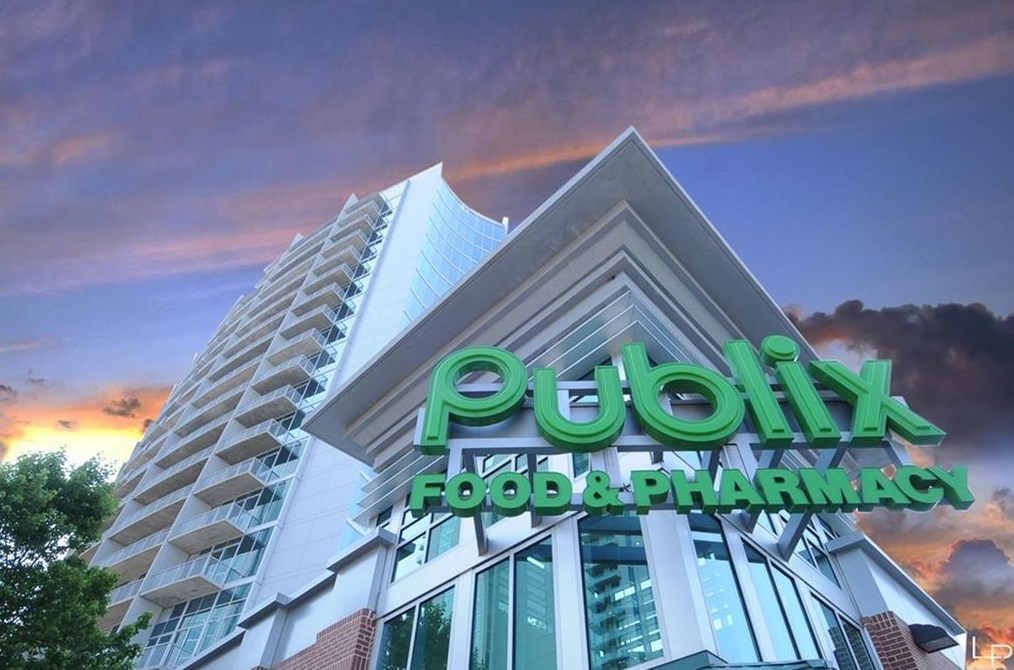 950 Peachtree St, Atlanta GA  30309-3862 exterior