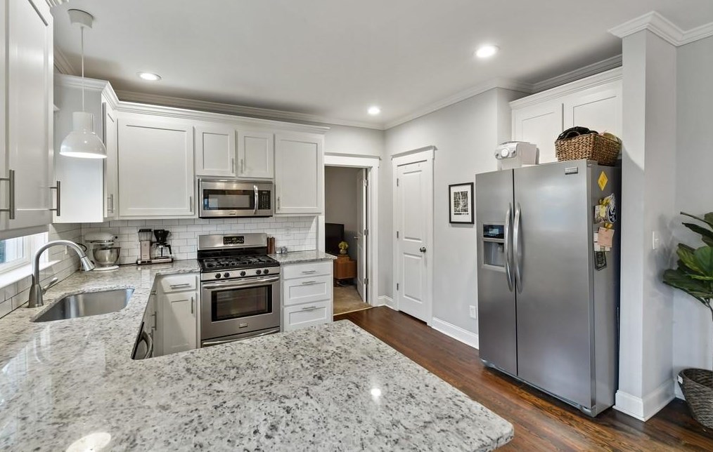 81 Rockyford Rd, Atlanta GA  30317-1339 exterior