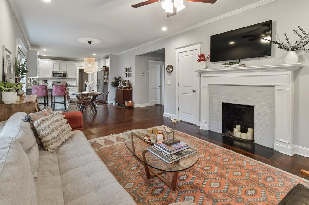 81 Rockyford Rd, Atlanta GA  30317-1339 exterior