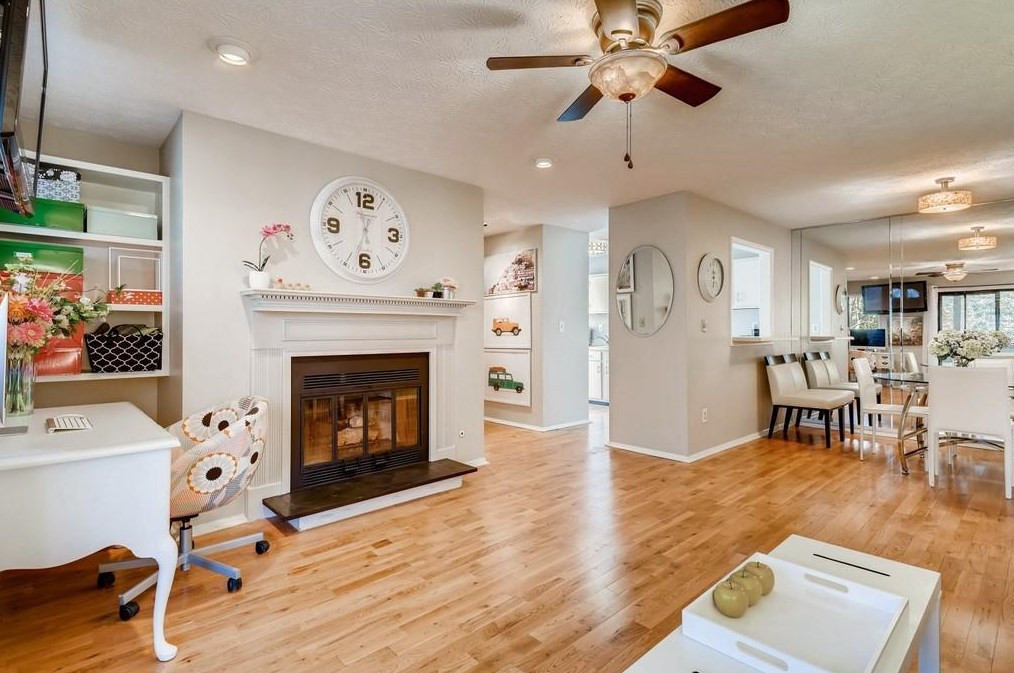 1308 Woodcliff Dr, Atlanta GA  30350-3169 exterior