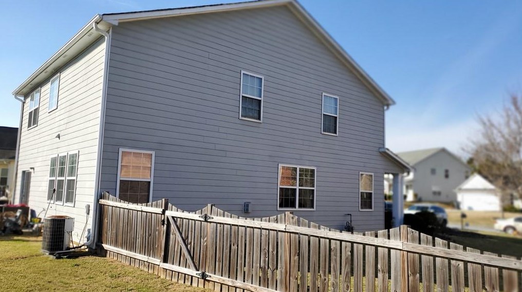 230 Waterfall St, Atlanta GA  30331-9431 exterior