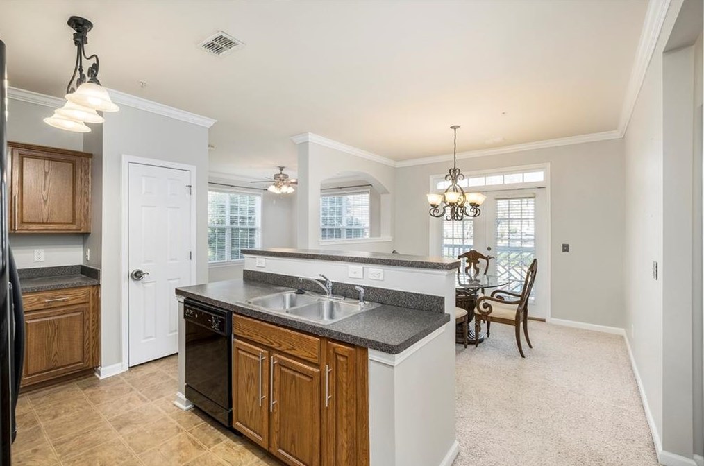 1965 Nocturne Dr, Alpharetta GA 30009-7618 exterior