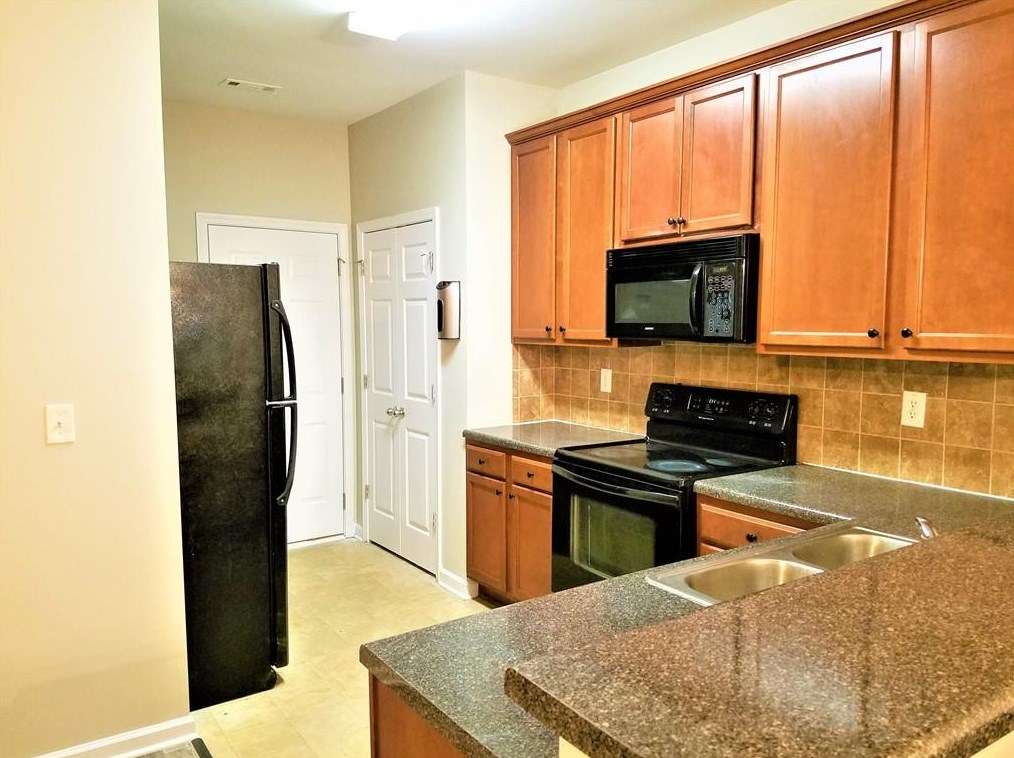 2993 Tarian Way, Decatur GA  30034-2945 exterior