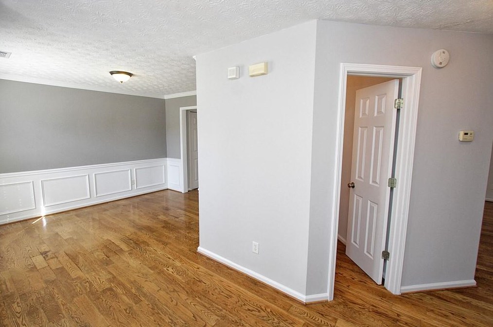 1616 Amhearst Oaks Ct, Lawrenceville GA  30043-4762 exterior