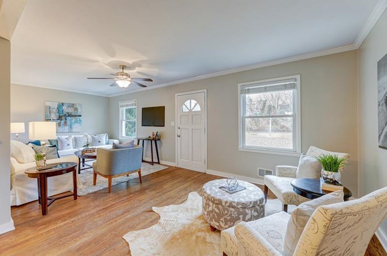 2316 Poplar Springs Dr, Atlanta GA  30319-3942 exterior