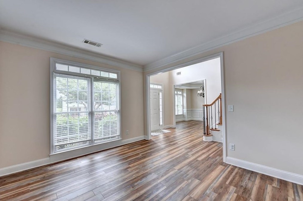 12512 Huntington Trce Ln, Alpharetta GA 30005-7504 exterior