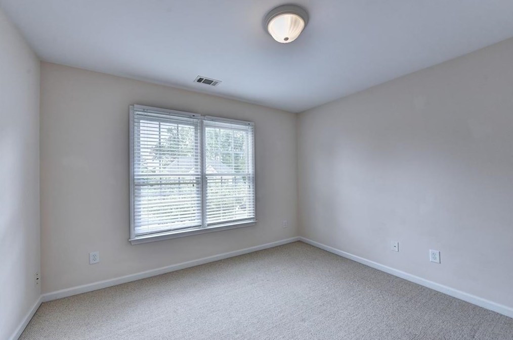 12512 Huntington Trce Ln, Alpharetta GA 30005-7504 exterior