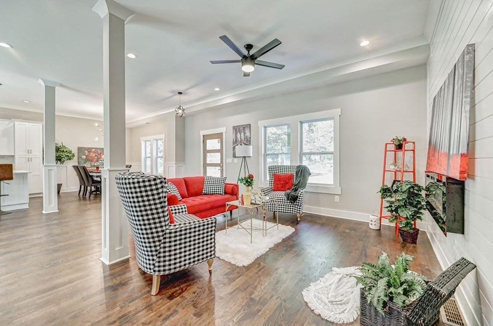 2039 Glendale Dr, Decatur GA  30032-5807 exterior