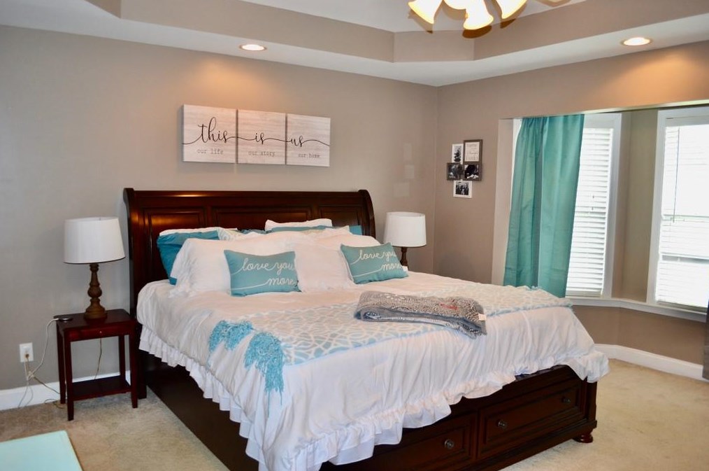 150 Maloy Ln, Calhoun GA 30701-4594 exterior