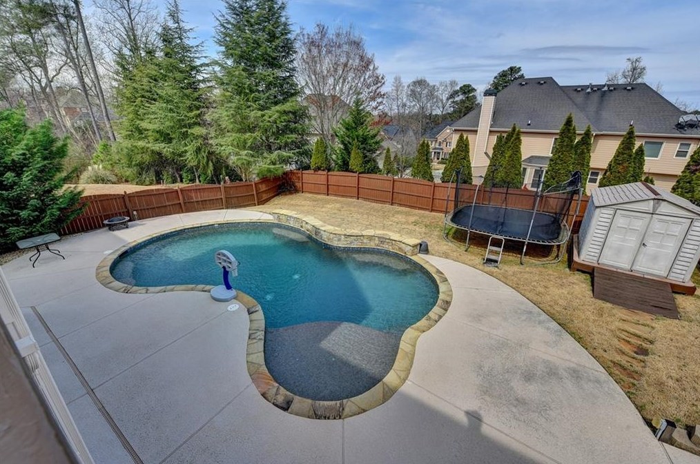 1630 Heatherglade Ln, Lawrenceville GA 30045-9757 exterior