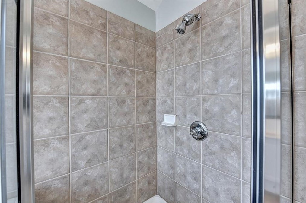 1630 Heatherglade Ln, Lawrenceville GA 30045-9757 exterior