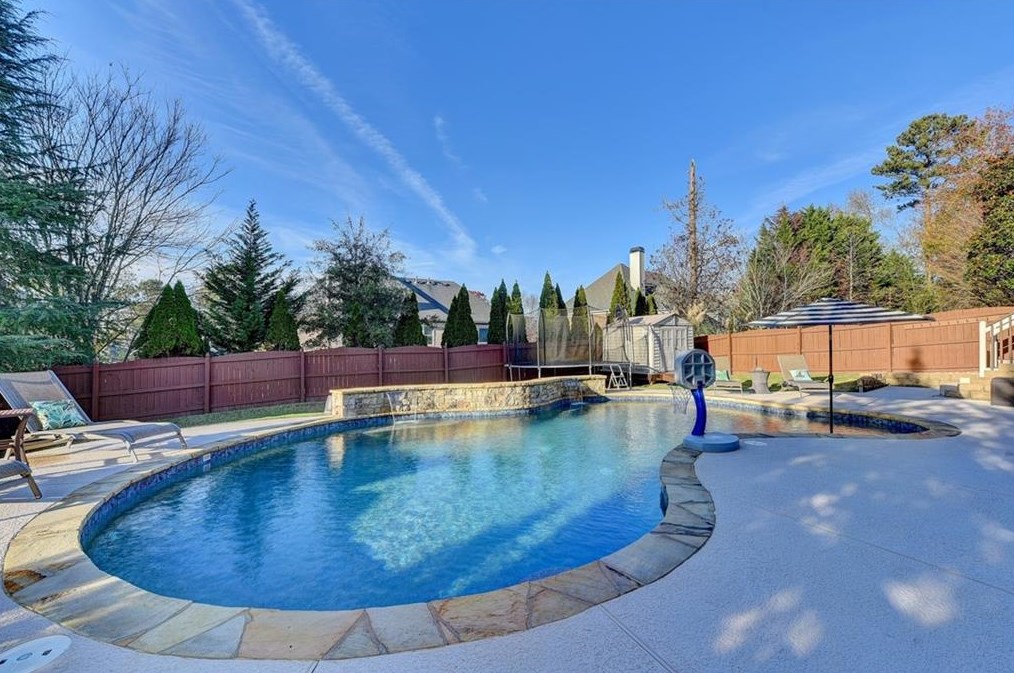 1630 Heatherglade Ln, Lawrenceville GA 30045-9757 exterior