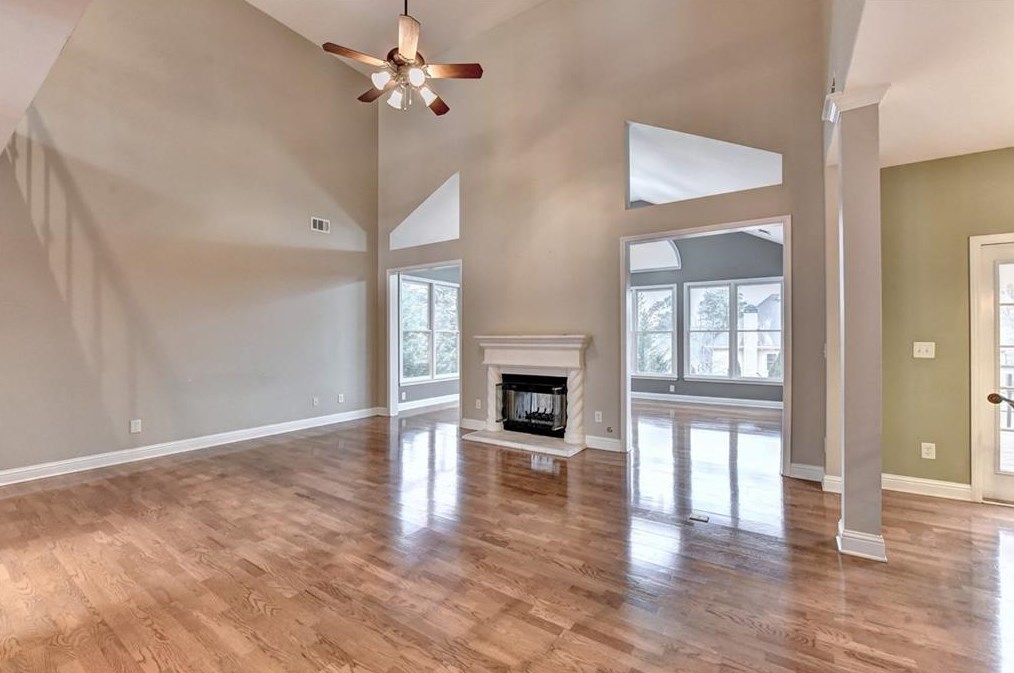 1630 Heatherglade Ln, Lawrenceville GA 30045-9757 exterior