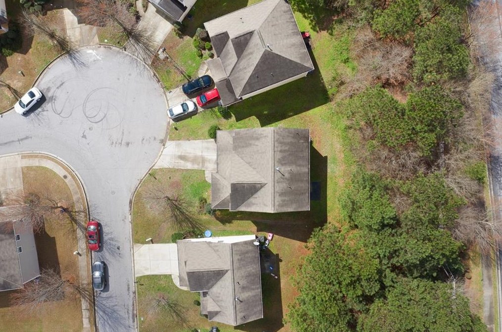 5557 Sable Way, Atlanta GA  30349-8838 exterior