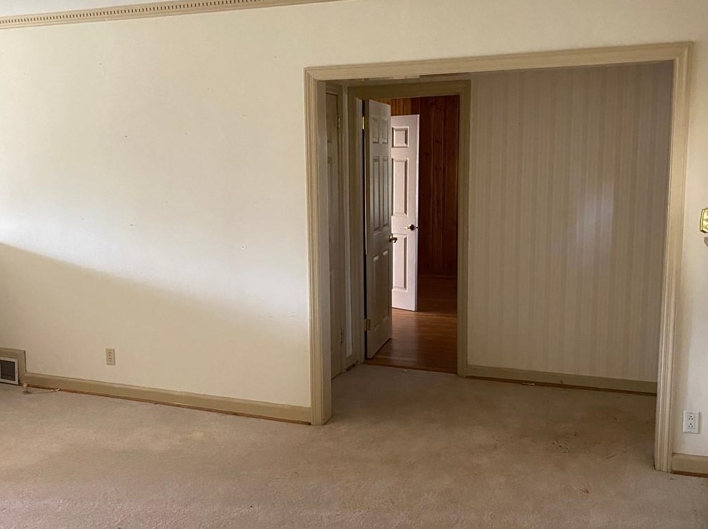 2123 Azalea Cir, Decatur GA  30033-2609 exterior