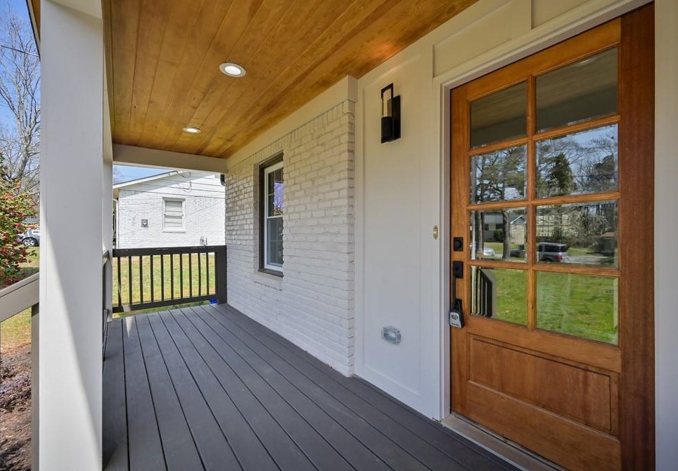 3242 Highland Dr, Smyrna GA  30080-3736 exterior