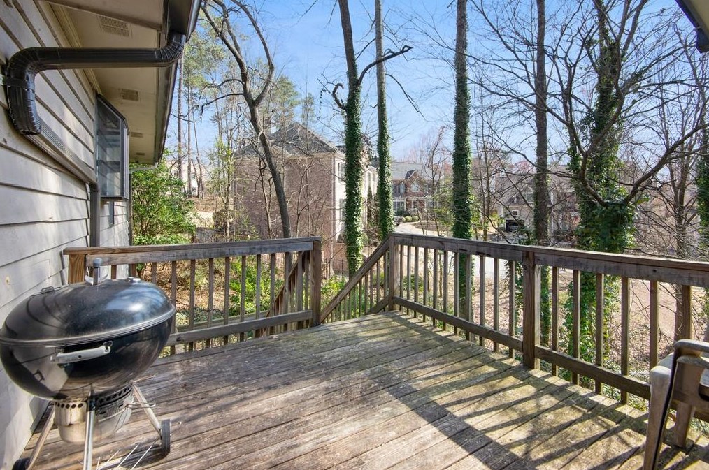 4060 Gann Rd, Smyrna GA 30082-3808 exterior