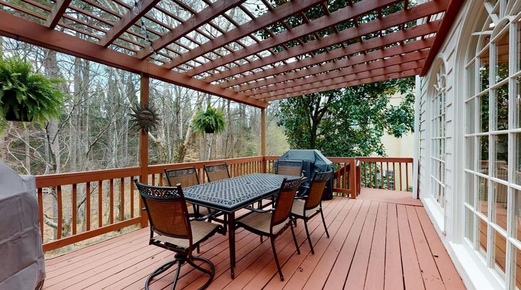 6350 Bannerhorn Run, Alpharetta GA 30005-7402 exterior