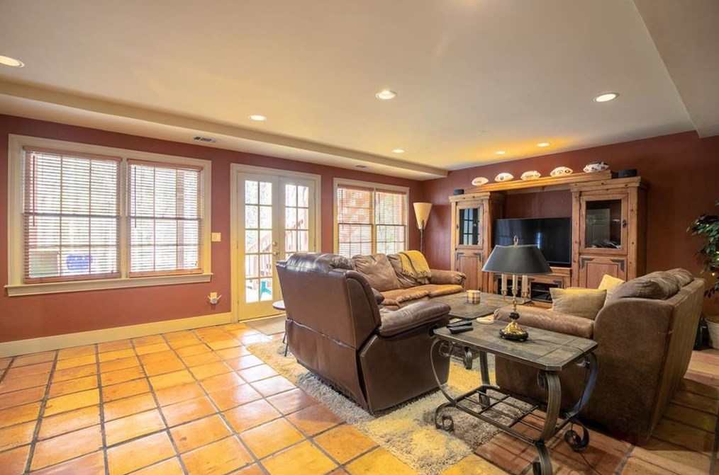 6350 Bannerhorn Run, Alpharetta GA 30005-7402 exterior